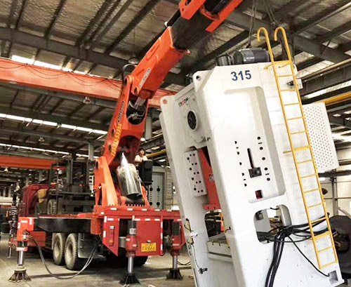 岱岳提升工作效率，选择优质折臂吊租赁服务