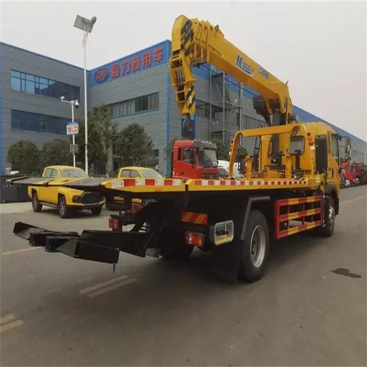 岱岳附近小随车吊出租电话，轻松解决搬运烦恼