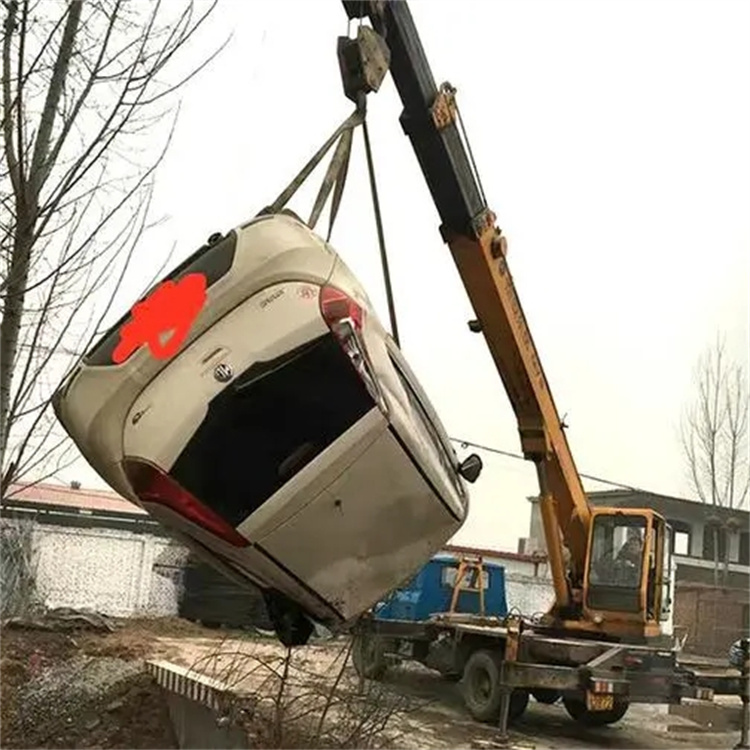 岱岳随时待命，吊车24小时道路救援服务全解析